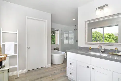 Bathroom-Remodeling--in-Kansas-City-Missouri-bathroom-remodeling-kansas-city-missouri.jpg-image